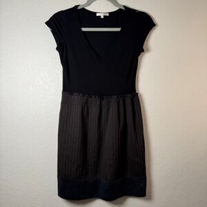 Matty M Dress XS Black Striped‎ Short Sleeve V Neck Casual Flaw